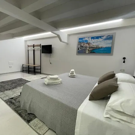 Apartment Maniace *